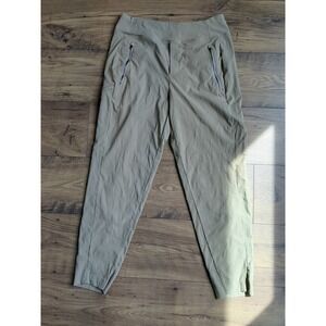 Athleta Womens Trekkie Tan Cargo Hiking Ripstop Jogger‎ Pants Size 6